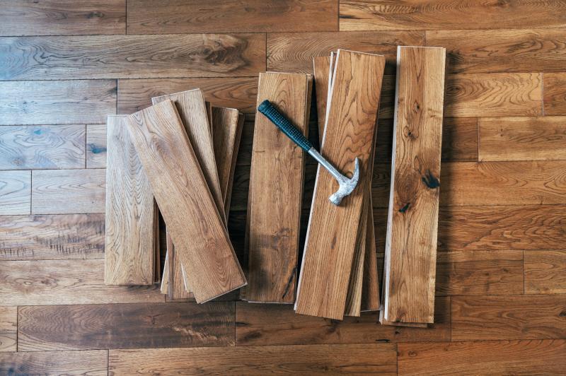 Les &eacute;tapes essentielles pour une pose de parquet r&eacute;ussie et durable